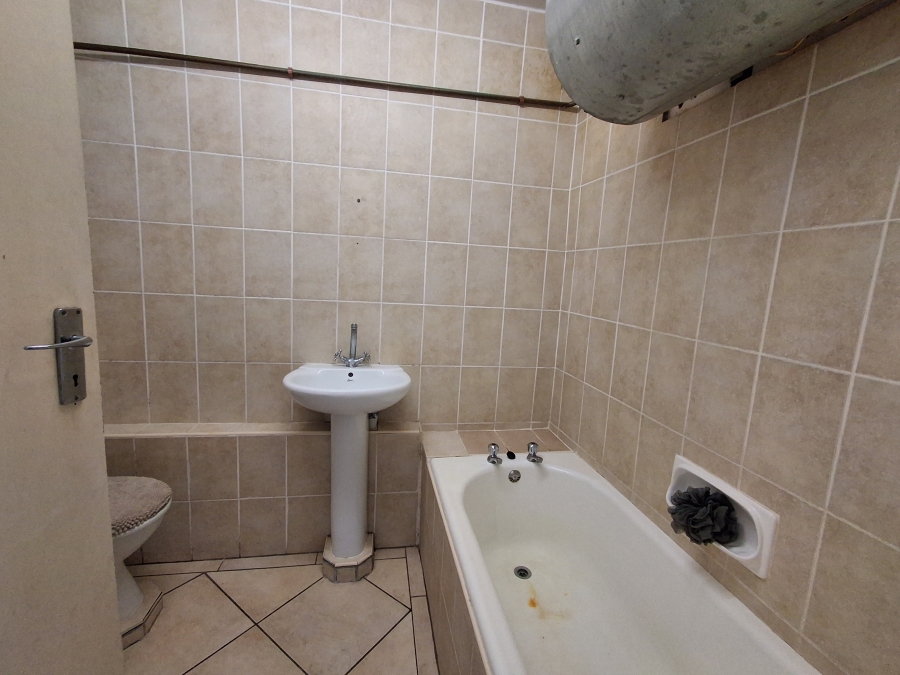 1 Bedroom Property for Sale in Humewood Eastern Cape